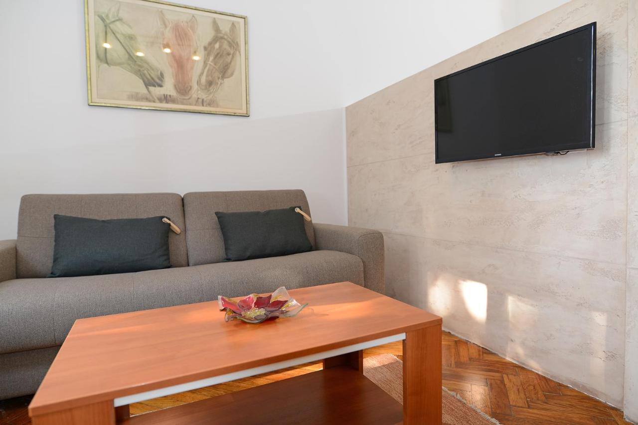 Central Spot Apartments 贝尔格莱德 外观 照片